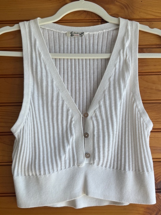 Free People Tops - Free People Saturday Morning Crop S White Ribbed Button Front V Neck Tank